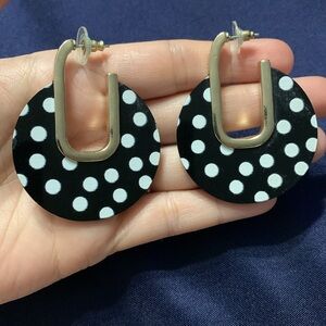 Vintage earrings polka dot black and white with gold tone center